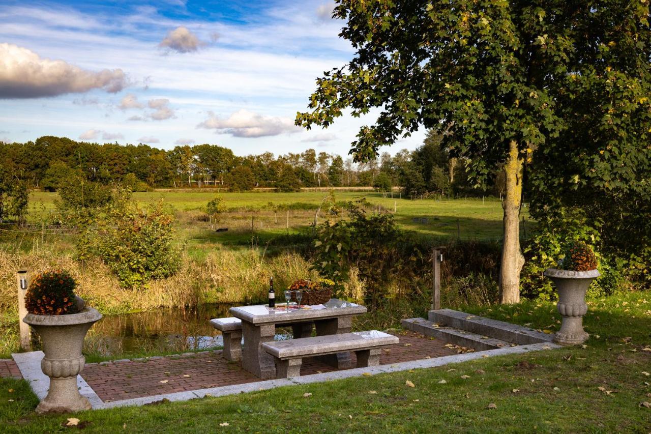 شقة Fewo Mit Pferdeboxen, Paddock Und Weide In Der Lueneburger Heide Vierhofen المظهر الخارجي الصورة